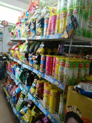 葫蘆島小洋人店面簡介與商品批發貿易